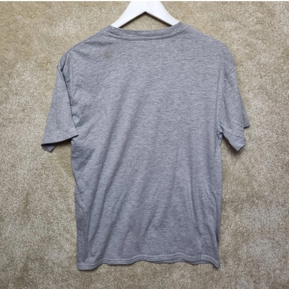 Levi's T Shirt Mens Medium Grey Red Logo Housemark Stretch Jersey - Picture 3 of 6